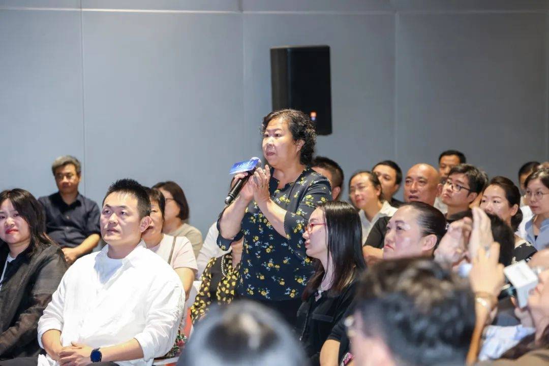 城市更新如何破圈社区资源瓶颈？