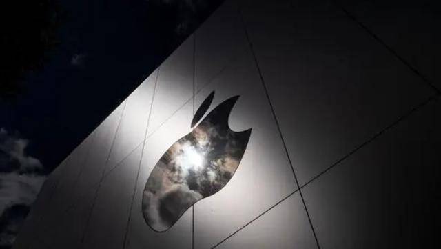 重庆体制内人员都在忙着换手机，朋友圈里各种“哀嚎”声此起彼伏