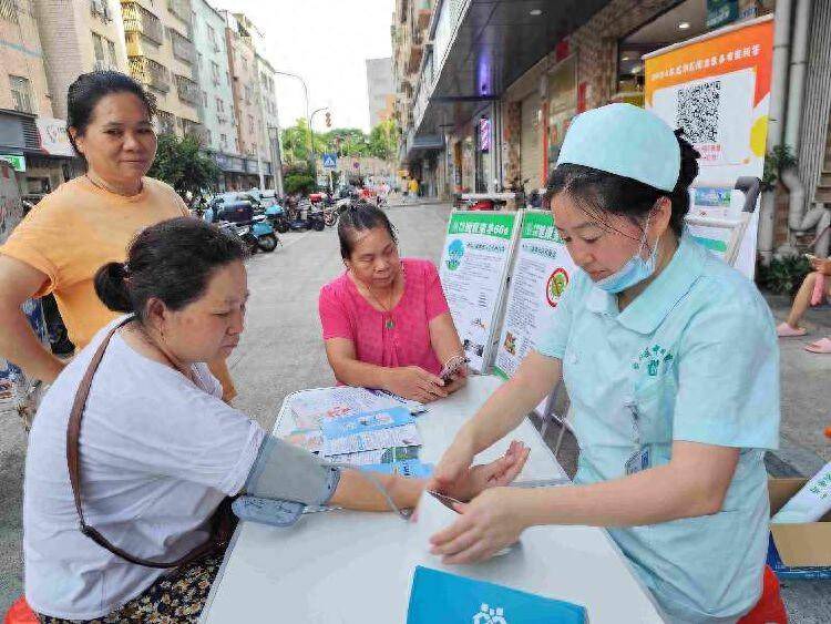 观湖街道社区亲邻节，聚力共建“幸福圈”