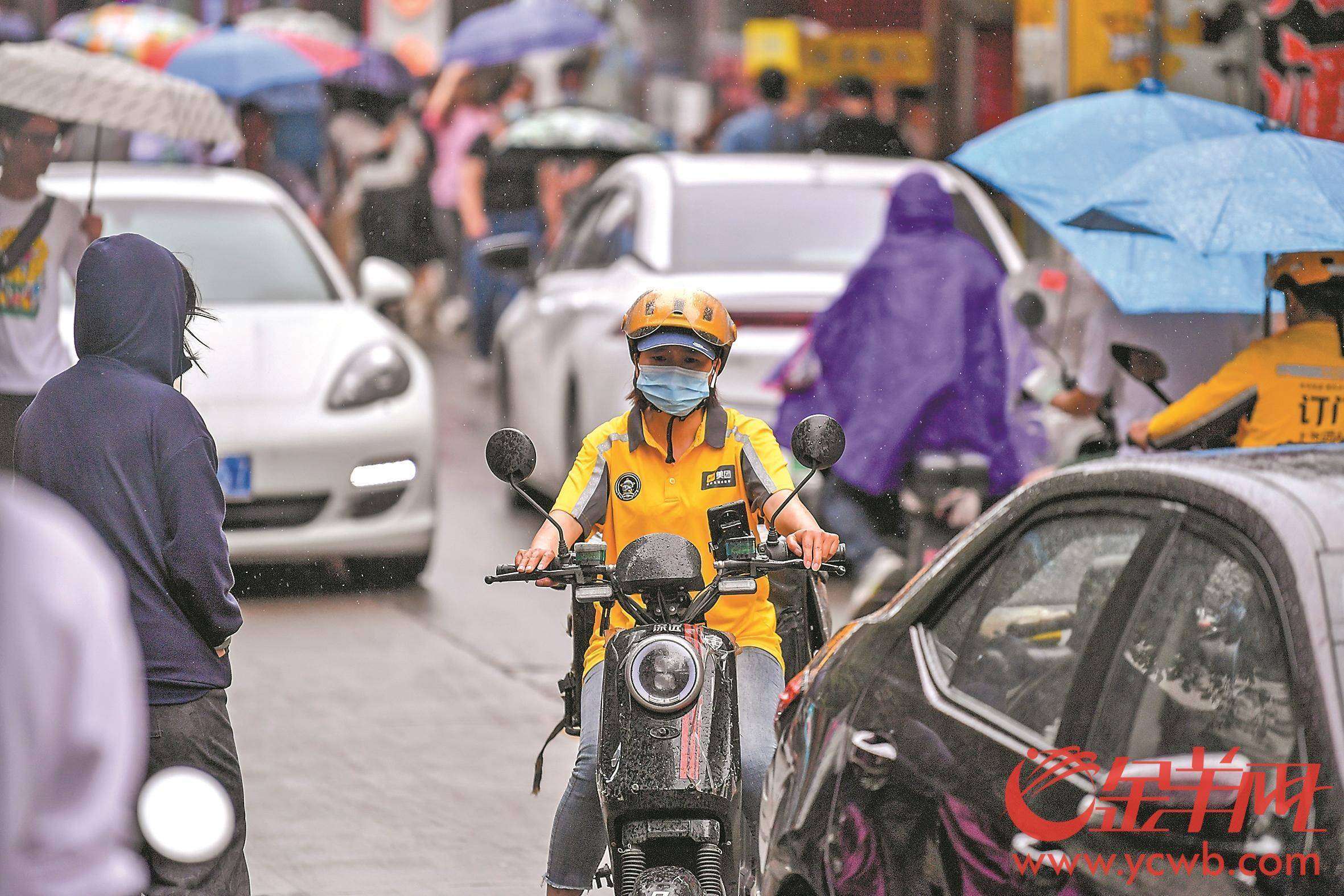 外卖骑手收入曝光：高频骑手月入过万不稀奇