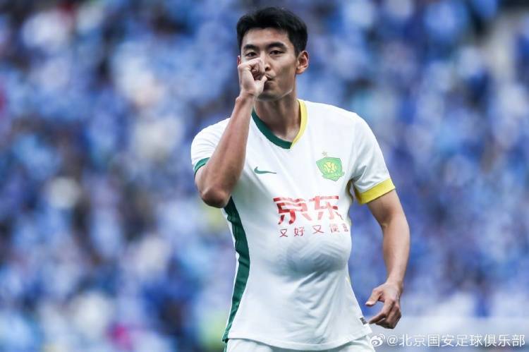 北京国安客场2-0战胜大连英博海发