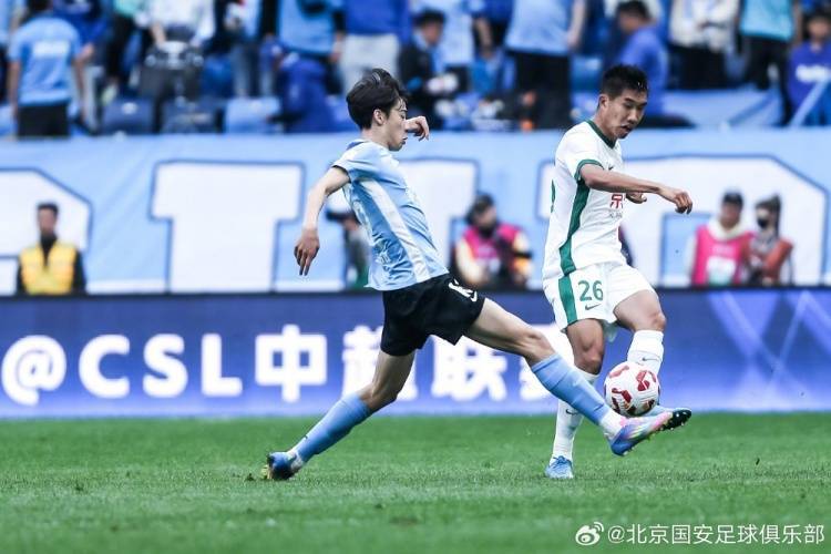 北京国安客场2-0战胜大连英博海发