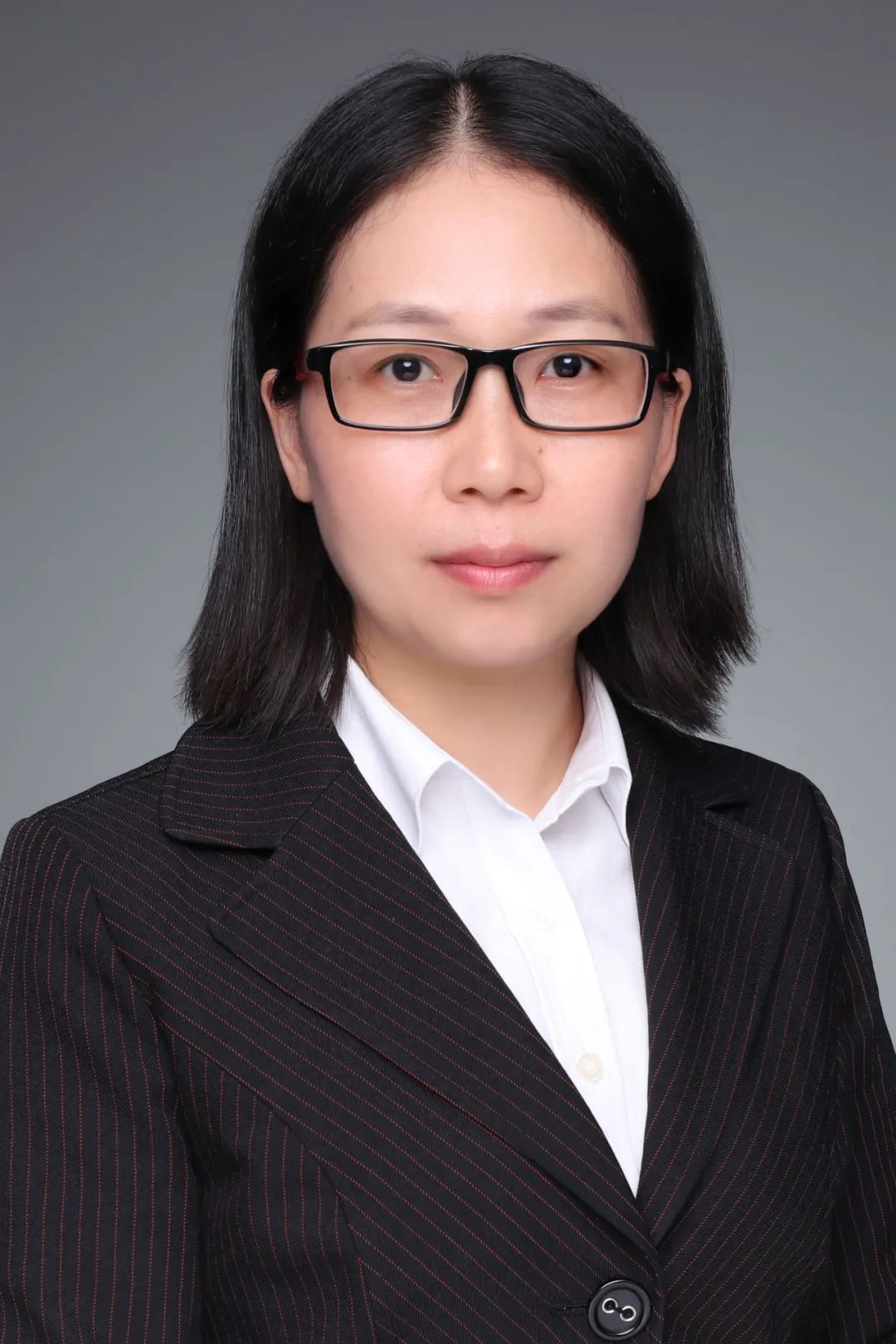 证券公司总监(证券公司总监自我介绍)